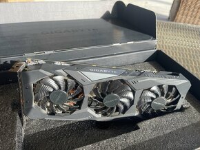 Gigabyte GTX 1660 Super Gaming OC - 3