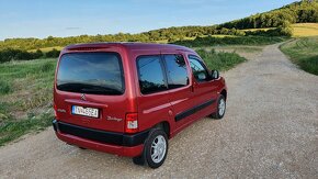 Citroen Berlingo 1.4i benzín 2007 - 3