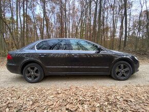 Škoda Superb 2.0Tdi CR Predám/Vymením - 3