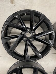 5x112 r19 Vega - 3