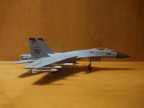 J-15 Carrier - model letadla 1:72 - 3