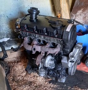 Motor 1.9 tdi 74kw skoda octavia - 3