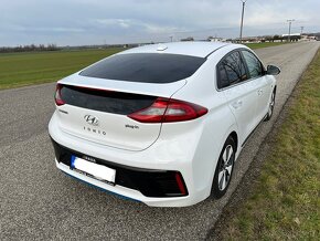 Hyundai IONIQ Plug-In Hybrid PHEV 2017 77.2kW - 3