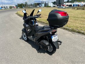 Yamaha Tricity 125 - 3