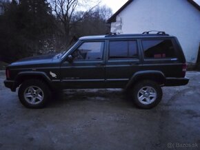 Jeep Cherokee - 3