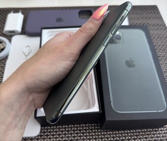 IPhone 11 Pro 64GB Midnight Green- perfektny stav - 3