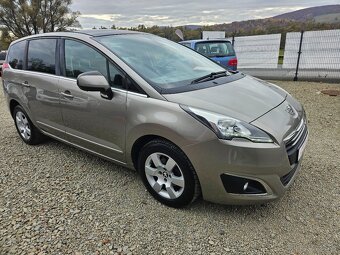 PEUGEOT 5008  (2014) PANORAMA - 3