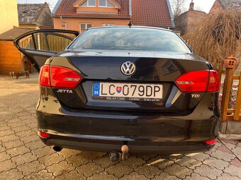 Volkswagen Jetta 1.6 TDI DSG, 2011, 250 247 km - 3