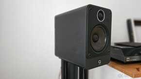 Repro Q Acoustics 2020 + originál stojany - 3