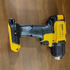 Dewalt - 3