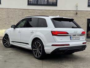 Audi Q7 3.0TDi Sline Quattro 2021 7 miest - Odpočet DPH - - 3