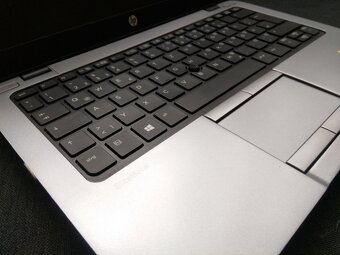 predám HP elitebook 820 G1 , Intel® Core™ i7 ,8gb ram ,ssd - 3