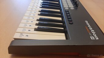 NOVATION LAUNCHKEY 49 MIDI CONTROLLER - 3