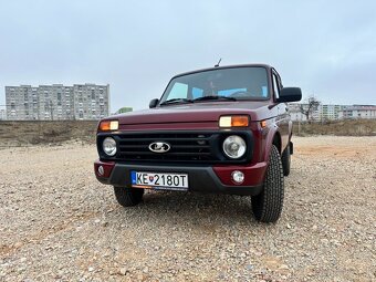 LADA NIVA URBAN BLACK EDITION 1.7, 61 kW, 5MT, 2023, 8000 KM - 3