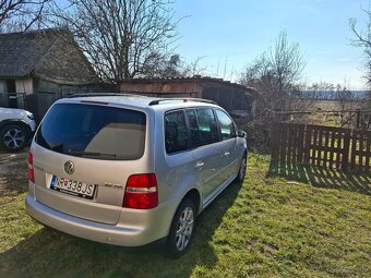 VW TOURAN 2.0TdI - 3