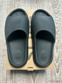 Adidas Yeezy Slides Onyx - 3