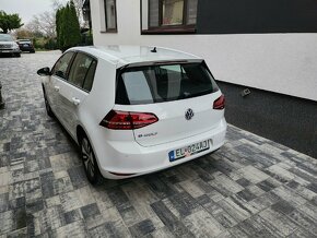 Volkswagen e golf. - 3