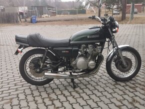 Suzuki GS750 - 3