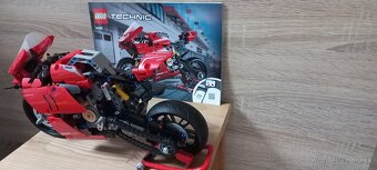 Lego technic 42107 - 3