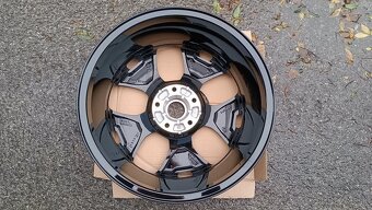 R17 dacia duster 5x114,3 mm - 3