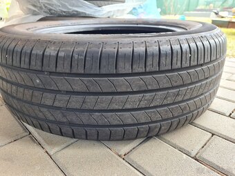 Letné pneumatiky 215/60 R17 96H - 3