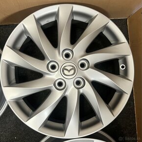 5x114,3 R17 Original Mazda strieborne - 3