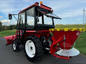 Japonský traktor YANMAR F18D Diesel 3 válec, 18HP - 3