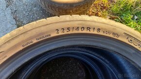 225/40R18. 92Y  Dunlop letné - 3