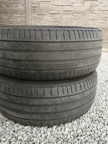 Predám pneu 205/55 r16 - 3