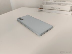 Sony Xperia 10 VI blue - 3