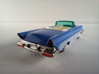 MATCHBOX - 1957 LINCOLN PREMIERE-POZRI DETAILNÉ FOTO - 3