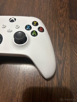 Biely ovladač Xbox Series S/X a Xbox One - 3