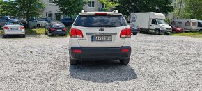 Kia Sorento 2,2 crdi automat r. v. 2010 - 3