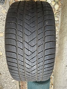 Predám Pirelli scorpion winter r21 zimné - 3