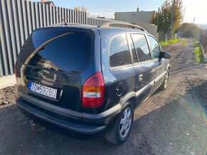 Opel Zafira 2.0 CDTi 74KW, 7-miestne - 3