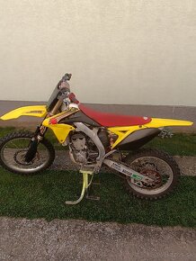 Suzuki rmz 250 - 3