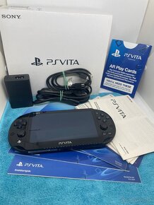 PS VITA PCH-2004+2hry a 4gb karta - 3