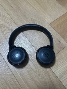 Čierne jbl sluchadlá 510BT - 3