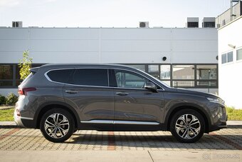 Hyundai Santa Fe Premium 2,2 CRDi 147kw 4x4 A/T8 7 MIEST - 3