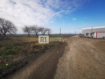 Pozemok pre výstavbu areálu výroby-skladovania / Piešťany - 3