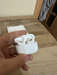 APPLE AIRPODS 2 GEB - 3