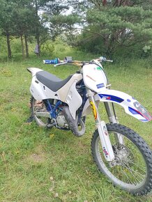 Yamaha yz 125 - 3