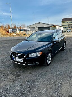 VOLVO V70 R-DESIGN - 3