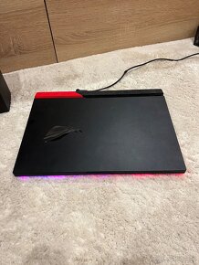 ASUS ROG G513 - 3