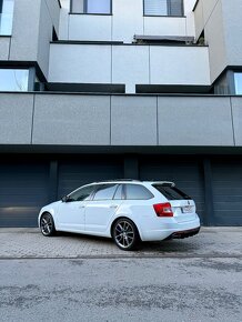 Škoda Octavia 3 RS 2.0 TDI 135kW - 3