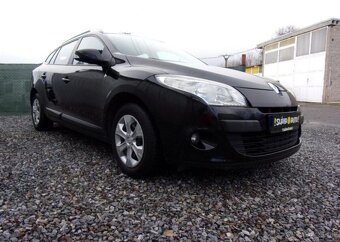 Renault Mégane 1.6i 74kW2SADY KOLKRÁSNÉ KM benzín manuál - 3