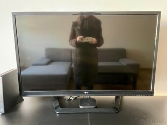 Televízor LG 42LM660S - 3