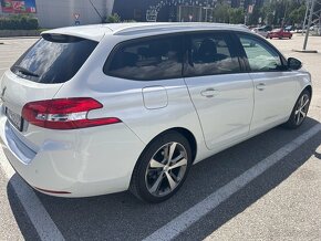 Peugeot 308 SW - 3