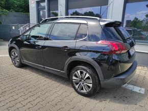 Peugeot 2008 1.6 BlueHDi 100 Allure - 3