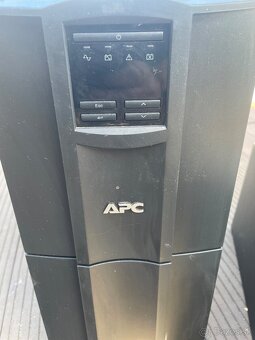 APC Smart UPC 3000 - 3